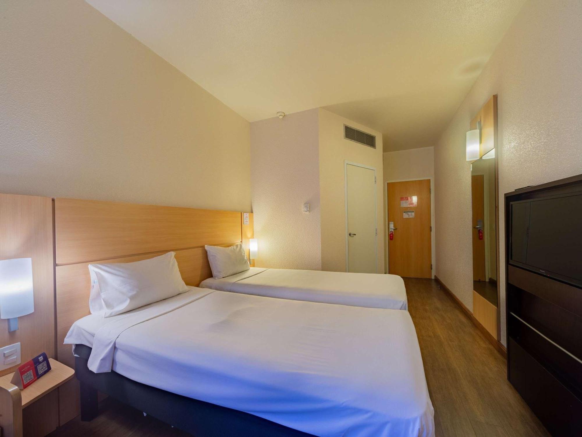 Ibis Manaus Distrito Industrial Eksteriør bilde